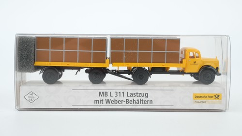 Tren de carga Brekina H0 010696 MB L311 con contenedores Weber "Deutsche Post" | Zustand: Gebraucht