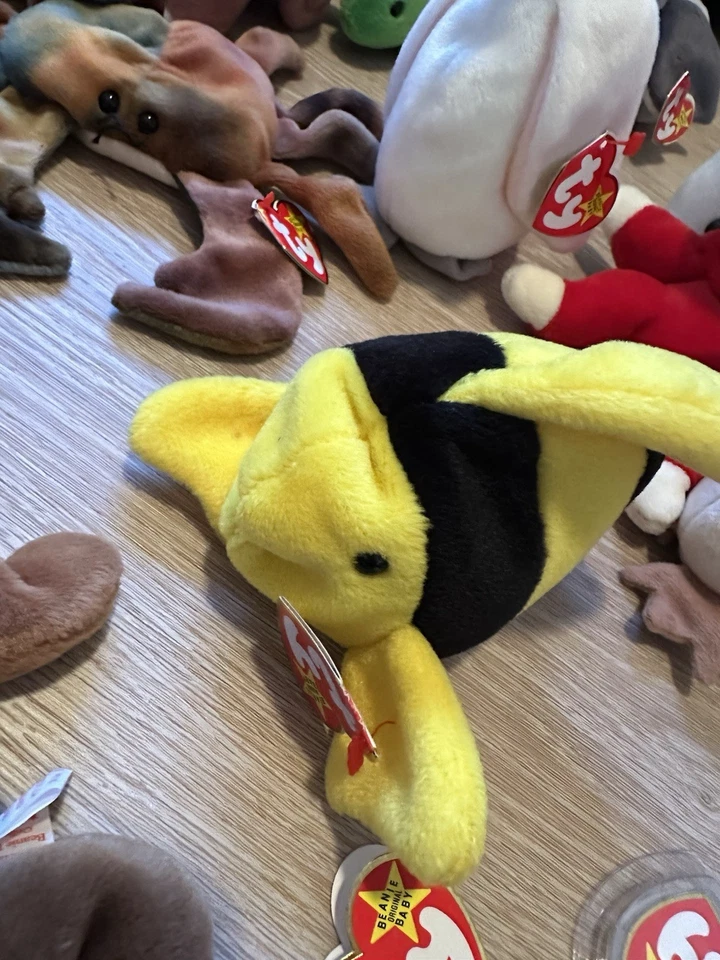 Ty Bean Baby BUBBLES The Yellow Fish - Image 2 of 4