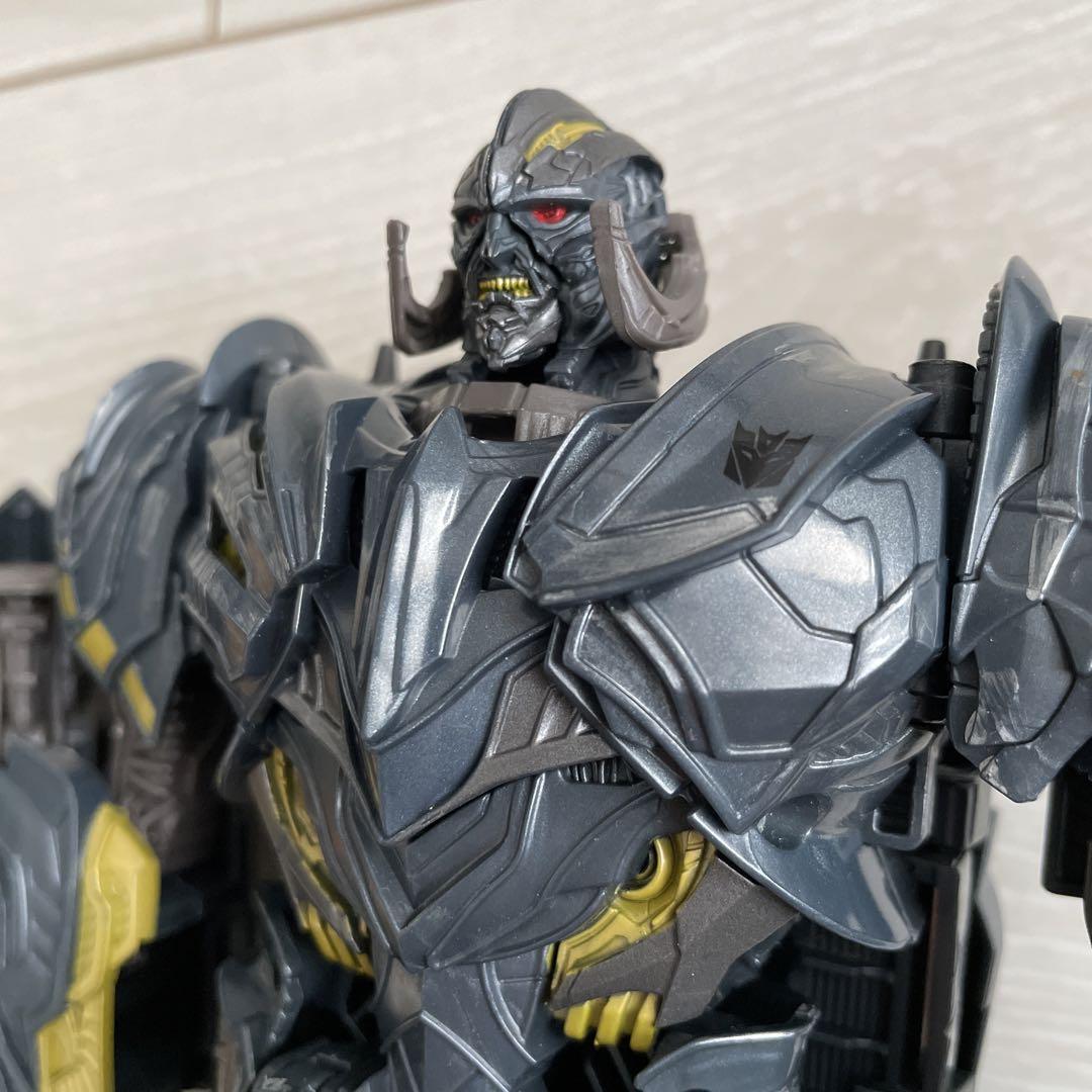 Transformers The Last Knight TLK-19 Megatron Action Figure Takara