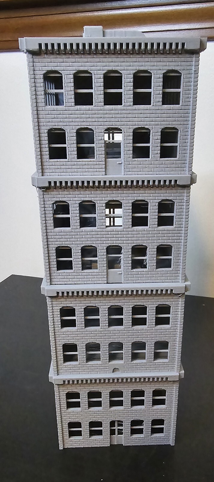 Picture 2 of 9
