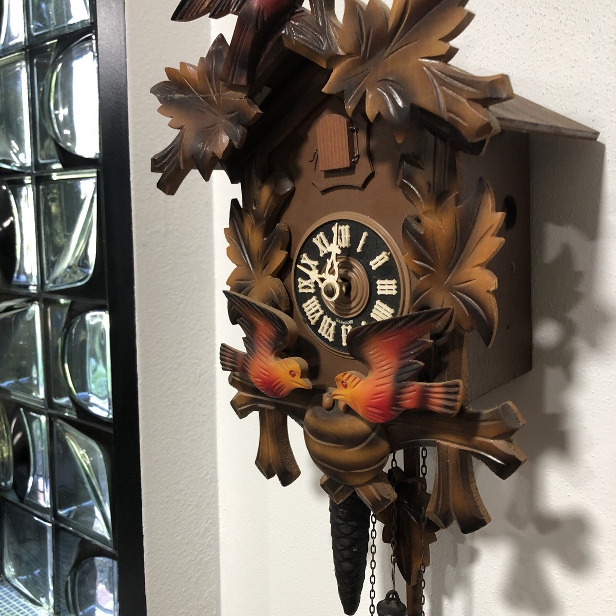 木製カッコウ時計 ダークブラウン made in west Garmany Vintage Black Forest Cuckoo Clock West Germany ROTATING BIRDS ON