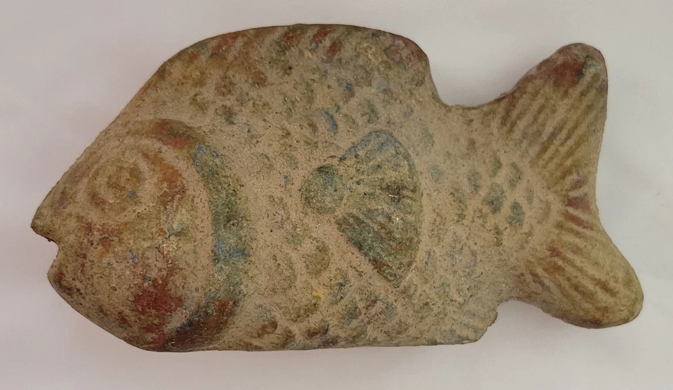 Cerámica rústica de arcilla de pescado - Doble cara - Hecha en Nuevo México - Hecha a mano Foto 2 de 3