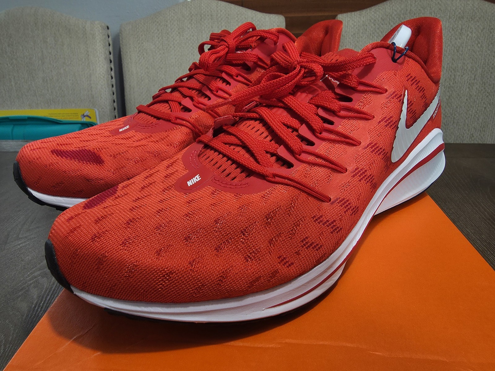 Nike Air Zoom Vomero 14 TB Team Red White CK1969-600 Size 11.5 thumbnail 4