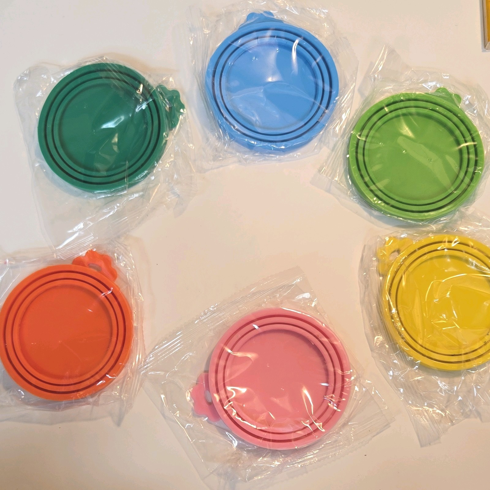 6 Pack Pet Food Can Covers Universal Can Lids Safe/Silicone Dogs Cats