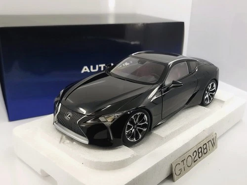 AUTOart 1:18 scale Lexus LC500 (Black/Dark Rose Interior) 78874