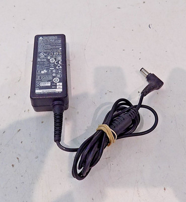 Delta Electronics ADP-40KD BB AC/DC Adapter schwarz 19V 1,2A funktionstüchtig