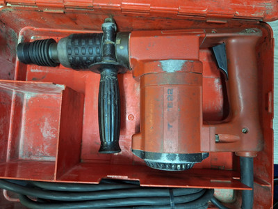 Hilti TE 22 Bohrhammer SDS Plus mit Koffer
