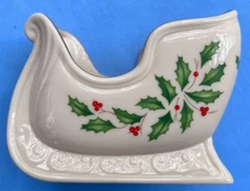 Lenox Holiday Small Sleigh Dish Candy Dish 4 1/2" Holly & Berries