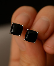 Aretes de diseño de plata de ley 925 con piedras preciosas de ónix negro talla cojín para mujer