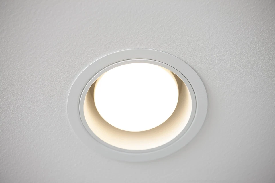 Philips BR30 LED Flood Light Bulbs 3 Pack Soft White Dimmable 650 Lumens E26 - Image 3 of 4