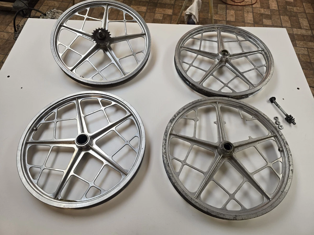 Mongoose BMX Bike-Old School Wheels & Wheelset Vintage Bike Parts