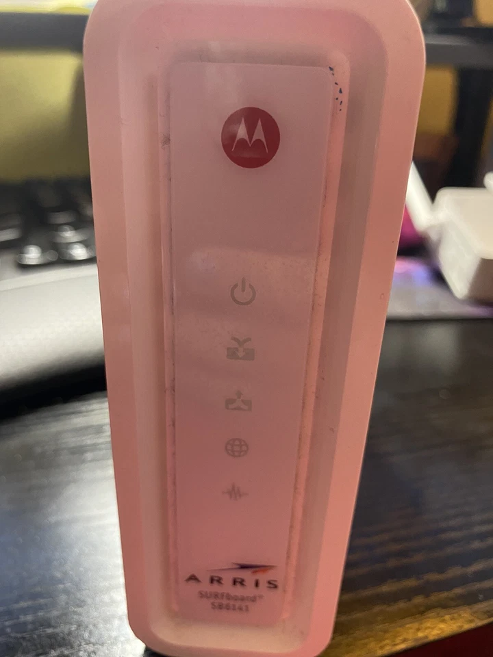 Arris SURFboard SB6141, 343 Mbps, DOCSIS 3.0, Gigabit Ethernet Port - Image 4 of 4