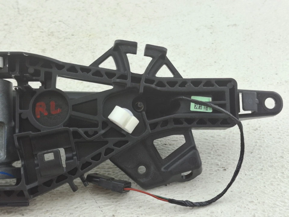 GMC TERRAIN 2018-2023 manija de puerta exterior trasera derecha o izquierda OEM Foto 3 de 4