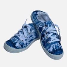 Time And Tru Womens  Sneakers Shoes Blue White Tie Dye Memory Foam Size 8W