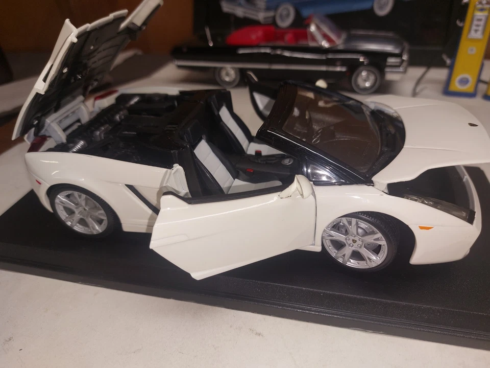 1/18 MAISTO LAMBORGHINI GALLARDO SPYDER EDICIÓN ESPECIAL DIECAST CONVERTIBLE RARO Foto 3 de 4