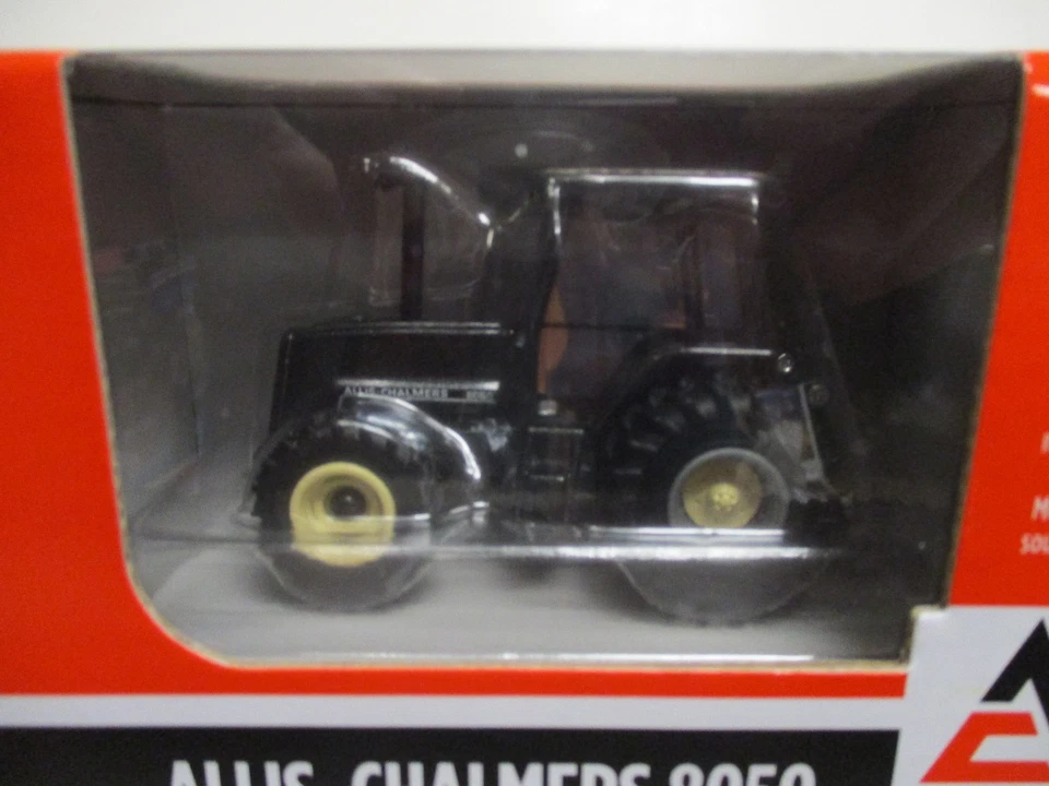 Black Chase Unit Allis Chalmers 8050 MFWD Toy Tractor, 1/64 Scale, NIB - Image 4 of 4