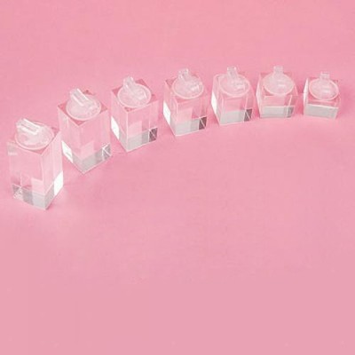 Satz Von 7 Klar Acryl-Ring Clip Ständer Schmuckhalter Riser