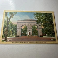 Perry Memorial Arch Entrance to Seaside Park Bridgeport Conn Linen Postcard