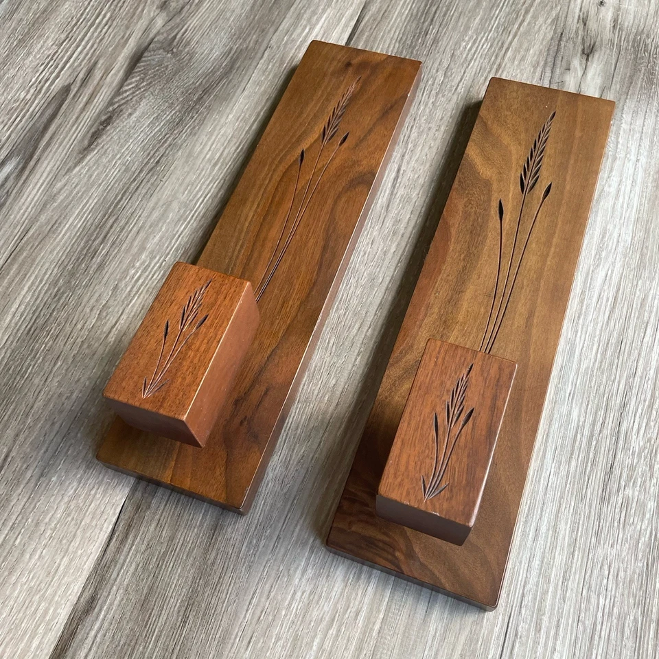 Juego de dos candelabros de madera para colgar en la pared trigo grabado MCM Foto 2 de 4