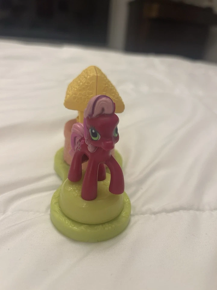 My Little Pony Cherry Blossom McDonald’s Toy Figure 2007 Complete - Image 3 of 4