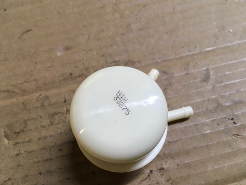 New Wix 33275 Fuel Filter - Picture 5 of 6