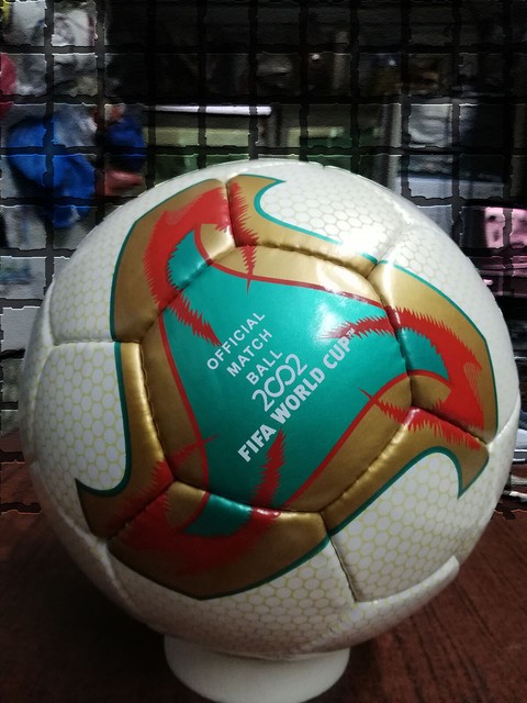 ADIDAS FEVERNOVA GOLD OFFICIAL MATCH BALL | FIFA WORLD CUP BALL 2002 | NO.5 | eBay