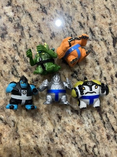 Bandai Ben 10 Sumo Slammers Lot Of 5