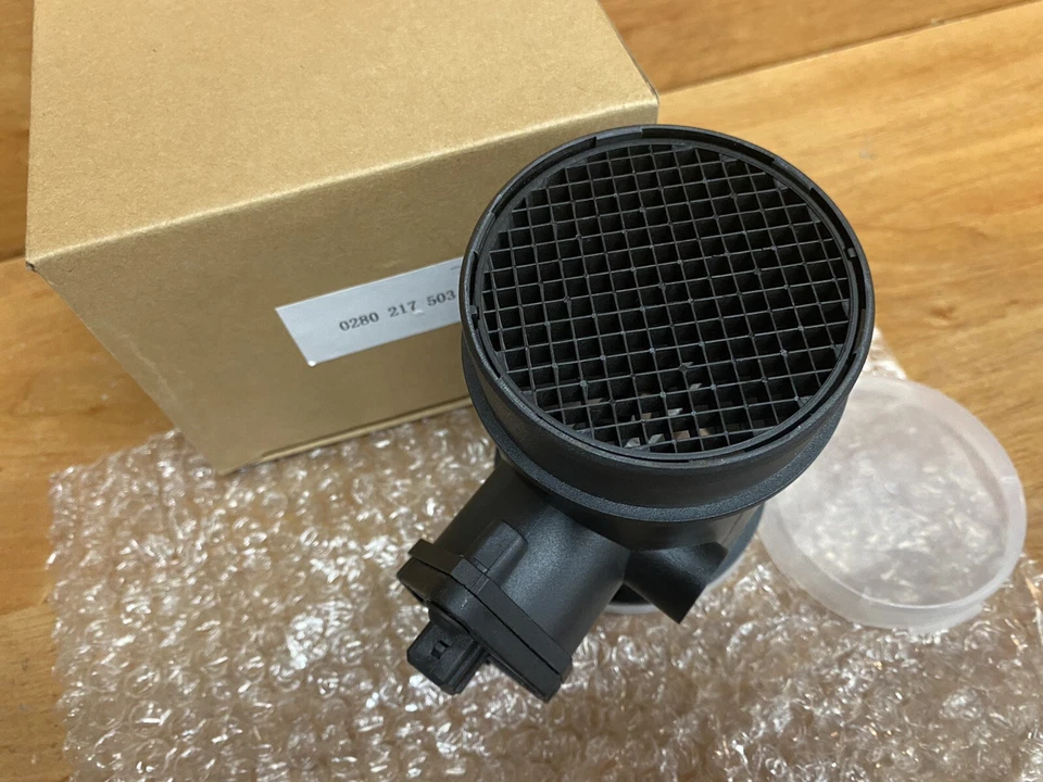 New Saab 900 900se Mass Air Flow Sensor Meter MAF 2.5L V6 94-95 0280217503 - Image 3 of 4