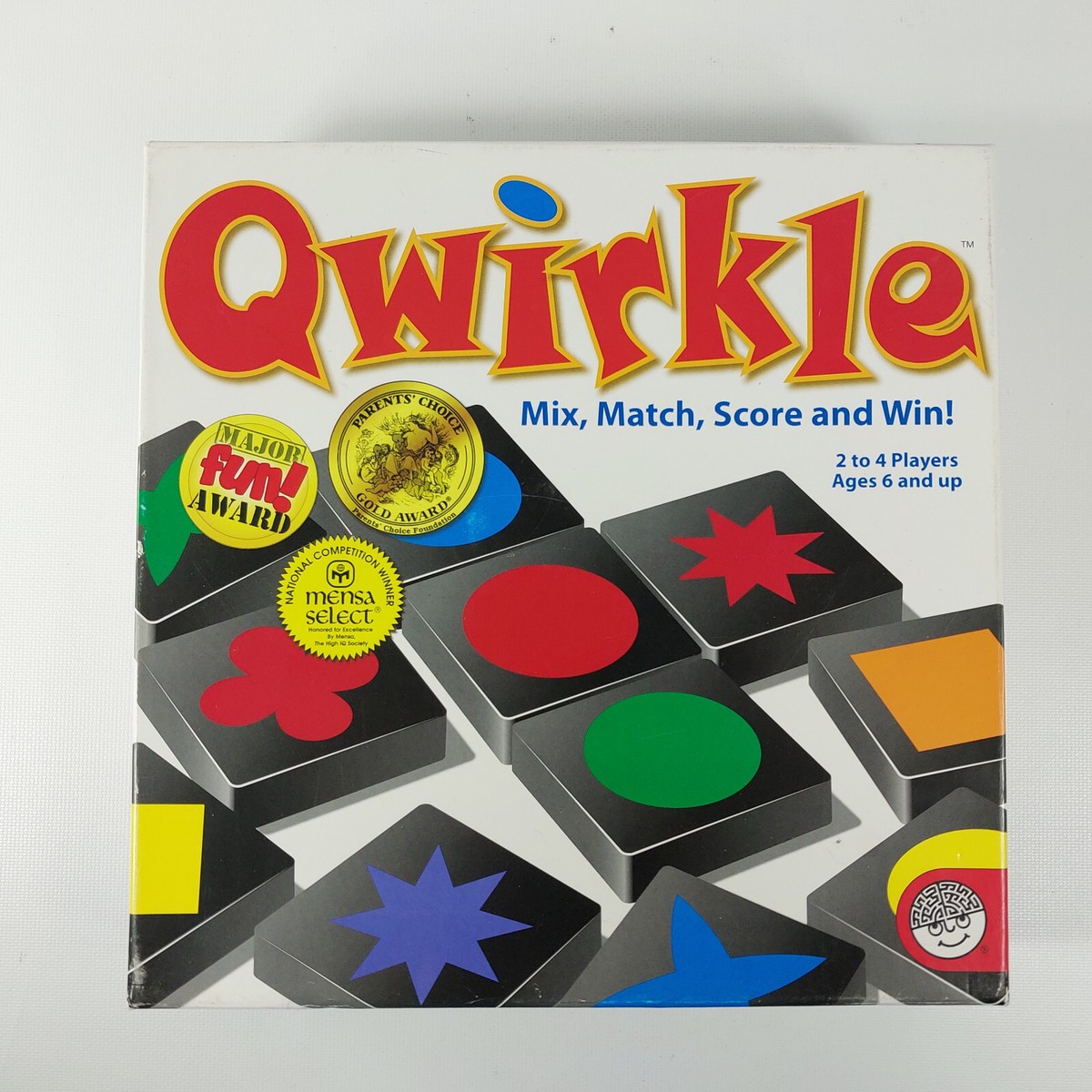 QWIRKLE Mix Match Score Colors Shapes Patterns and Win! Mindwave 2010  COMPLETE