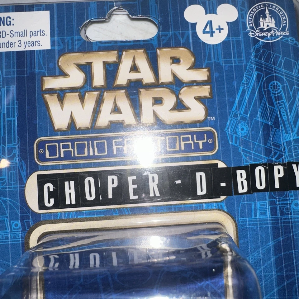 Figura de fábrica de droides R2-D2 de Star Wars de los parques de Disney con sombrero general cuerpo negro Foto 2 de 4