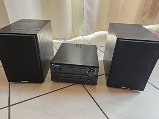 Panasonic SC PMX94EG K Micro HiFi CD System DAB AM/FM Bluetooth USB Line In