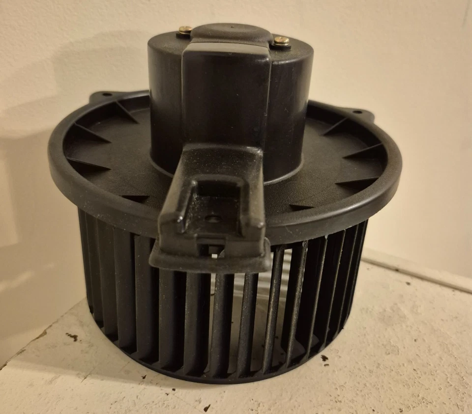 Motor soplador HVAC VDO PM9212 98-08 Land Rover/Mazda/Toyota Foto 2 de 4