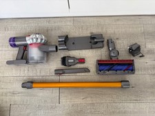 Dyson V8 Advanced Cordless Handheld Vacuum Cleaner with Accessories