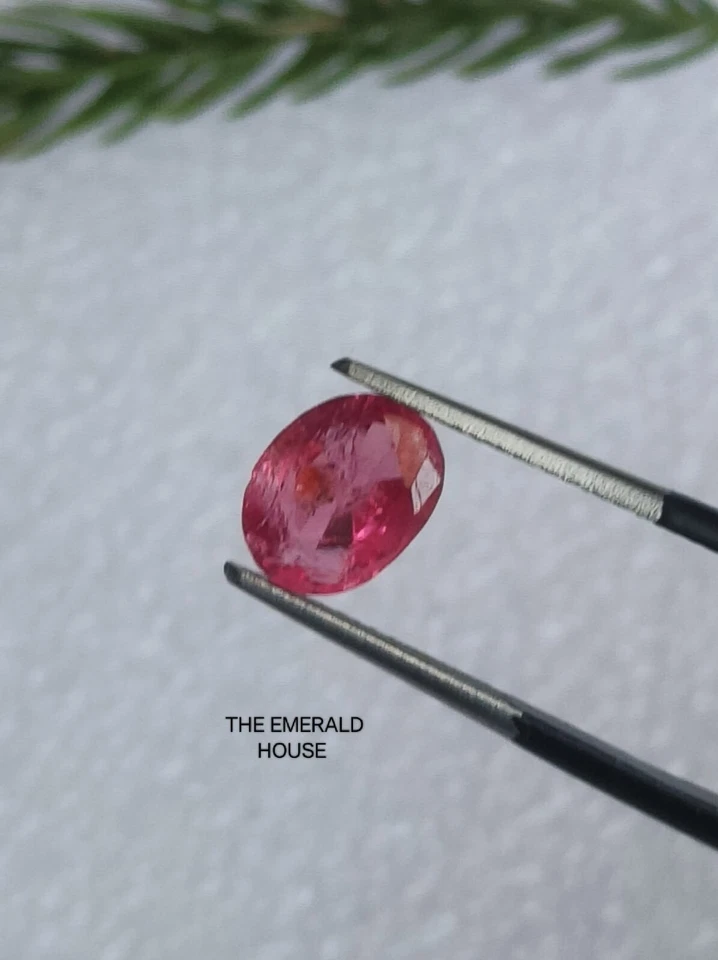 Rare 50 Years Old Burma Mine Natural Pink Spinel Oval Cut Gemstone/ 2.70 CTS - Image 3 of 3