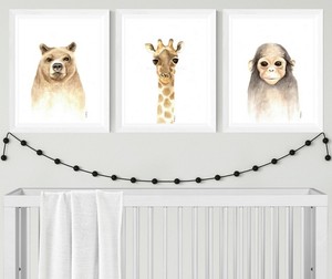nursery giraffe art