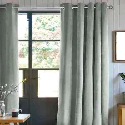 Rideau velours Occultant 100% Polyester 140x250 cm Oeillets Gris Clair Uni - Photo 1/4