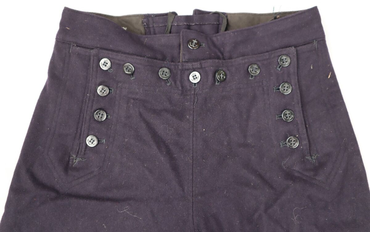 Vintage 1960s US NAVY Sailor mens 100% wool pants size 30R Vintage 1960s US NAVY Sailor mens 100% wool pants size 30R