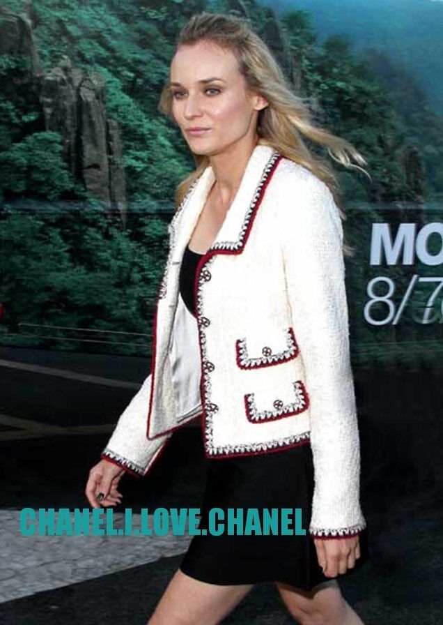 CHANEL 14A RUNWAY RASPBERRY SUPERMARKET BOUCLE TWEED TRIM CC JACKET 38