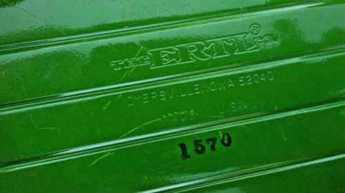 John Deer Ertl Pressed Steel And Plastic Farm Trailer Wagon With Tractor - Picture 11 of 12