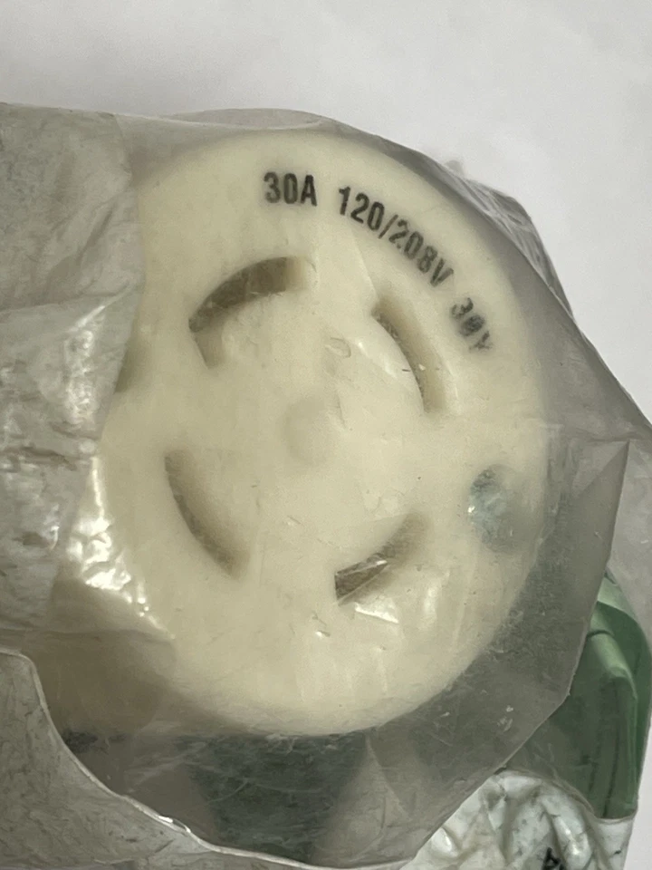 Bryant Locking Connector 4P 4W 120/208V 30A Model 3433 (25JL168) - Image 3 of 4