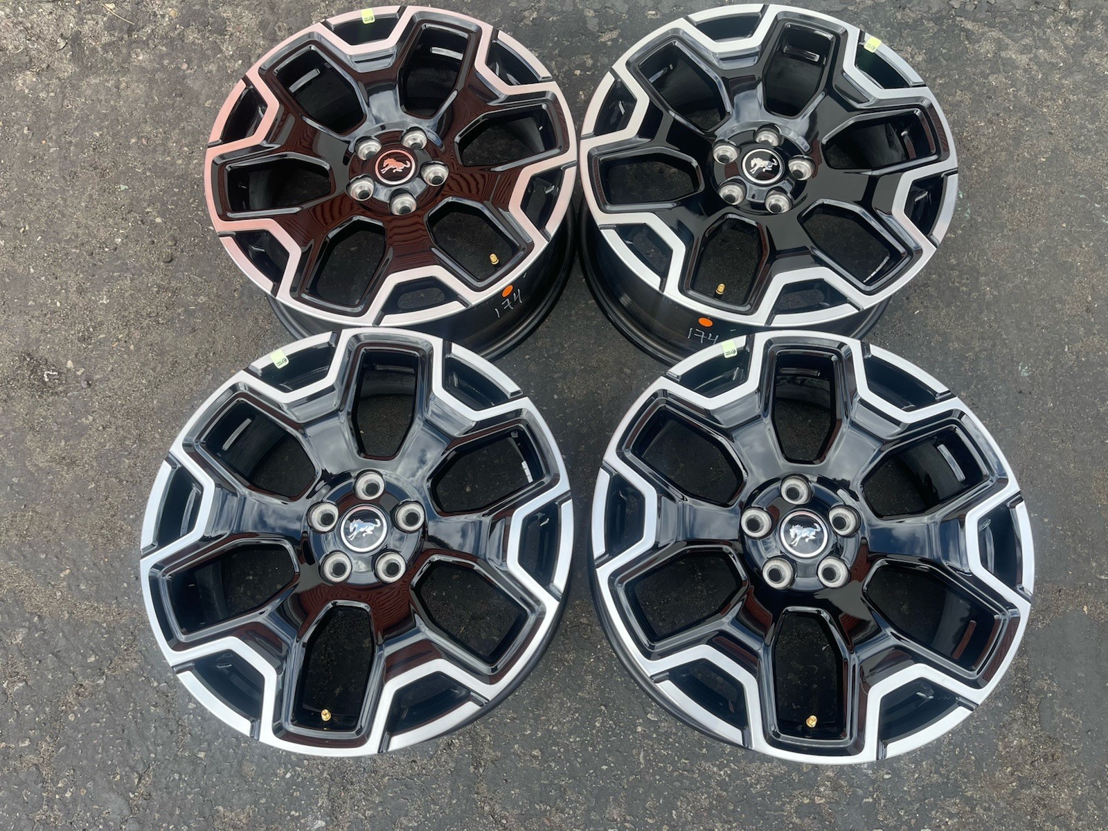 18" Ford Bronco Sport 2025 2026 OUTER BANKS OEM rim wheel RIPC-1007-BA MINT