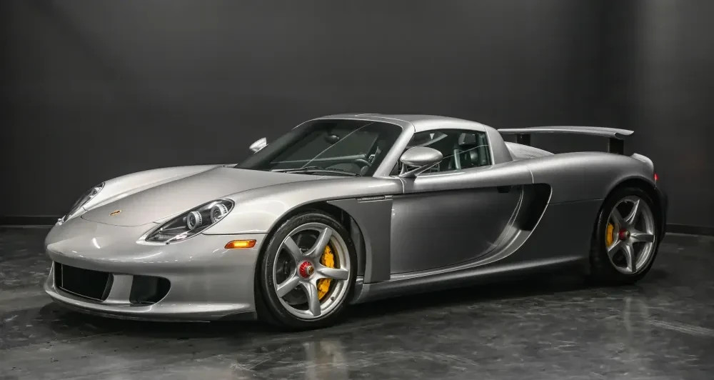 Porsche Carrera GT Front Right Fender liners Pair