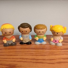 Lot of 4 Learning Curve Play Town Wooden Doll Figures - Core Family