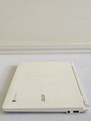 Acer Chromebook 11 CB3-111 Laptop - Intel Celeron N2840 - 2GB RAM