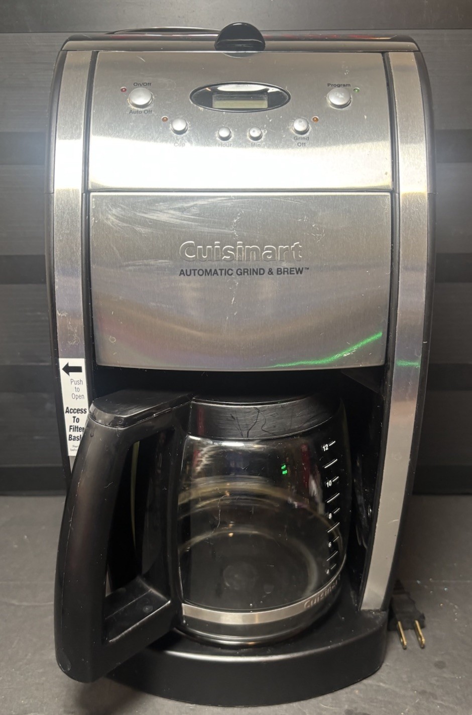 Cuisinart Burr Grind & Brew Thermal 10-Cup Automatic Coffee Maker DGB-600BC