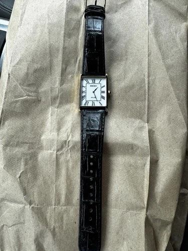 Vtg SEIKO V115-0BC0 SUP880 Solar Quartz Tank unisex dress watch Working