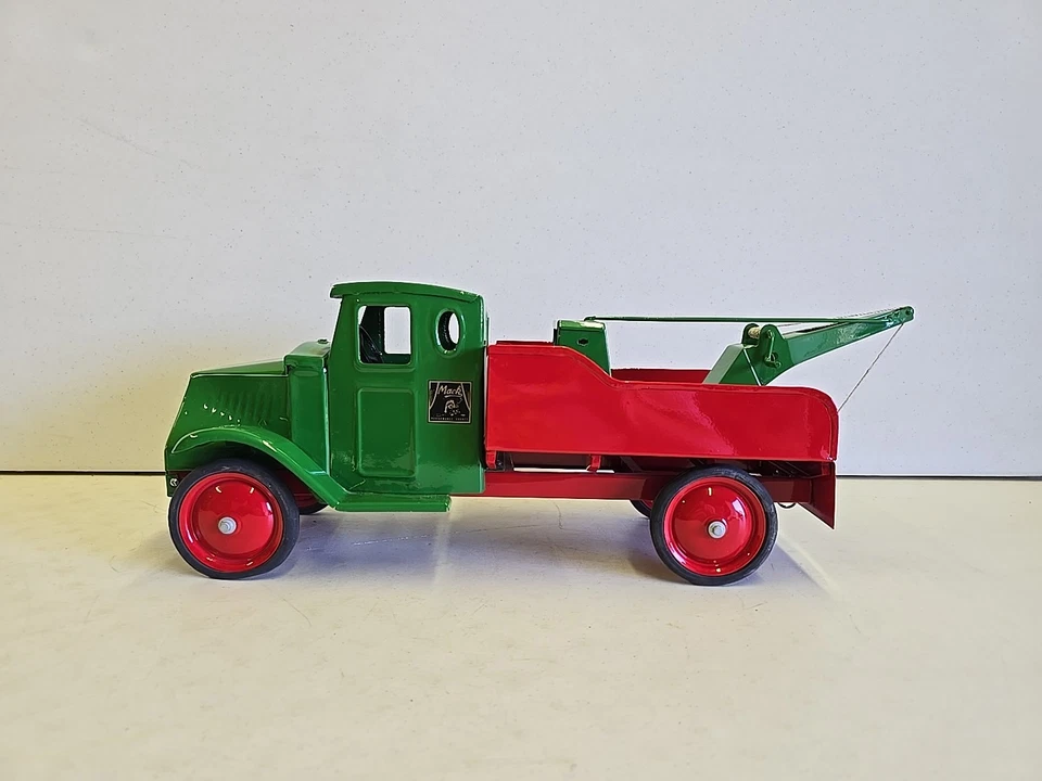 Antique 24" Steelcraft Pressed Steel Mack JR Wrecker Tow Truck - Image 2 of 4