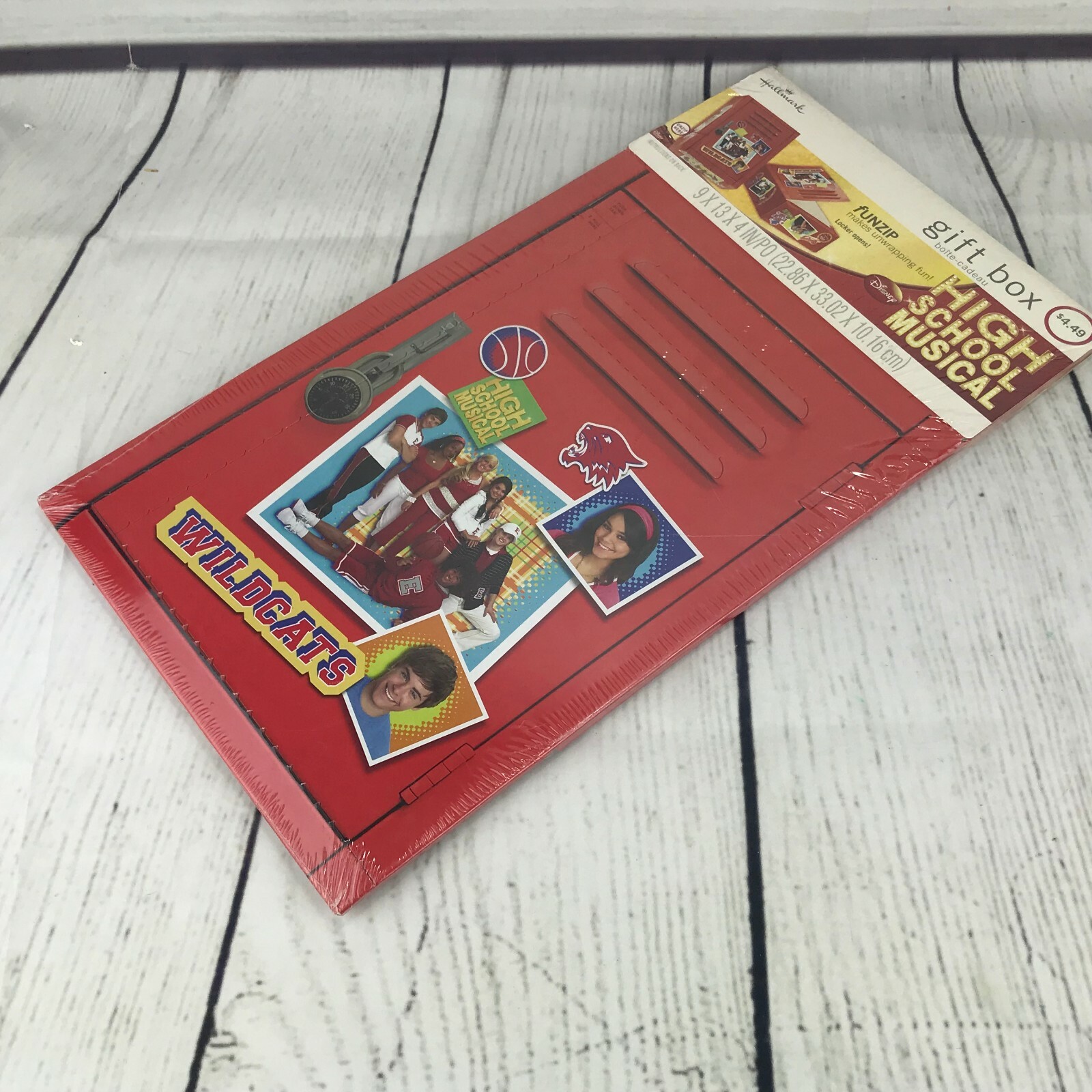 Hallmark High School Musical Gift Box Disney Wildcats Locker FunZip 