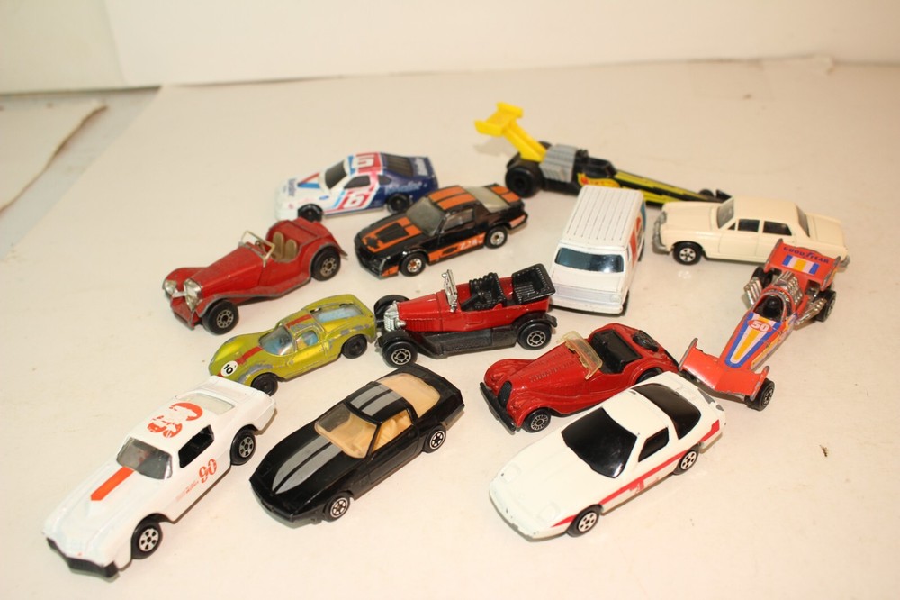 1:64 Scale Diecast Cars Lot