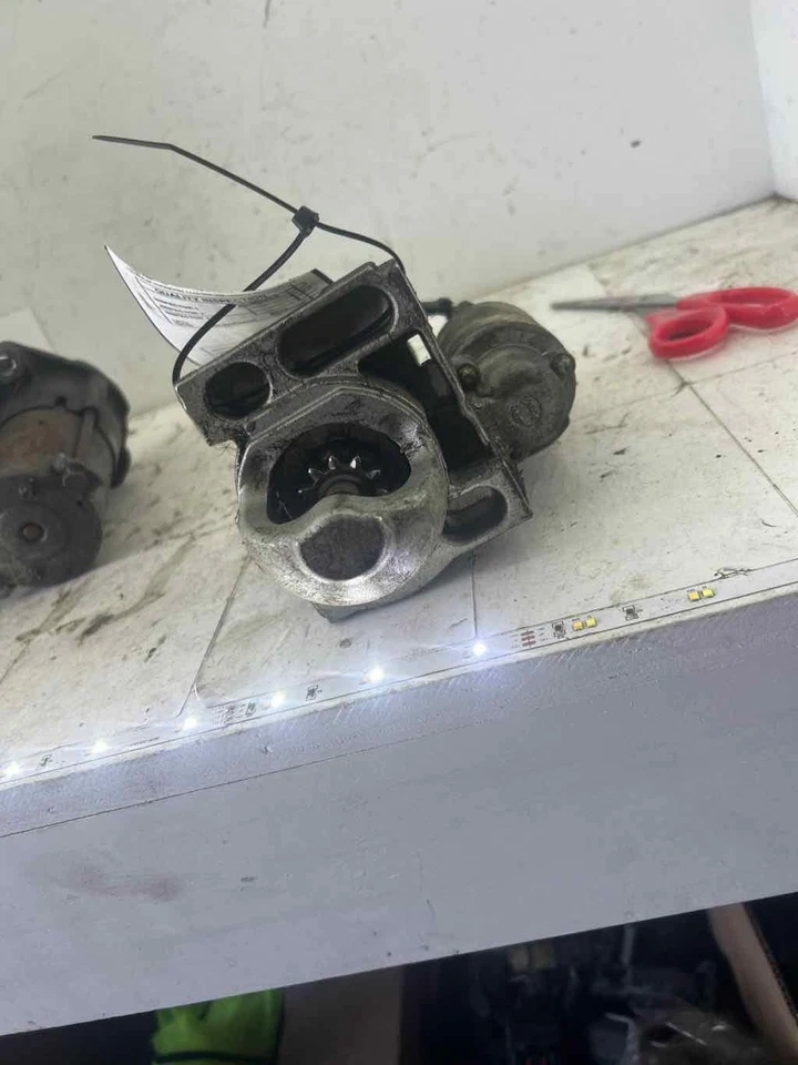 Fits 2006-2008 GMC Yukon XL 1500 Starter Motor 6.0L OEM#:89017844 Foto 2 de 3